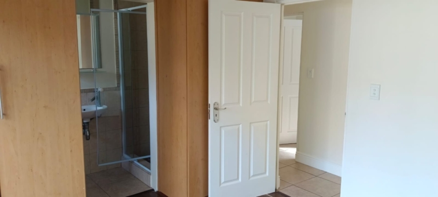3 Bedroom Property for Sale in Sandbaai Western Cape